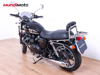 TRIUMPH BONNEVILLE T100