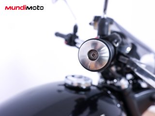 TRIUMPH BONNEVILLE T100