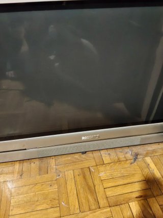 Televisión Philips Plata y Negra
