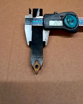 Utensile tornitura dritto per inserti DCMT