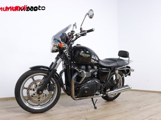 TRIUMPH BONNEVILLE T100