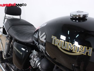TRIUMPH BONNEVILLE T100