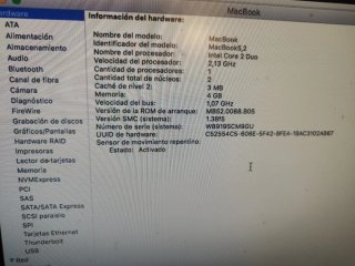 MacBook 5.2 4GB RAM Blanco, monitor externo y cabl