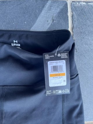 Shorts deportivos Under Armour negros