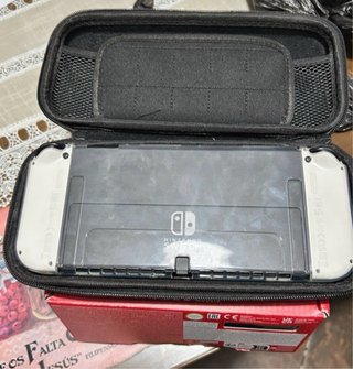 Nintendo Switch OLED con juegos