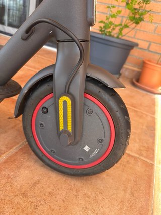 Patinete Xiaomi Scooter Pro 2 + accesorios /1500km