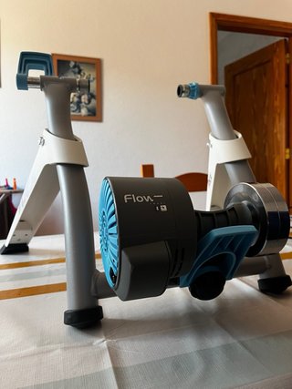 Rodillo Tacx Flow Smart Entrenamiento Indoor