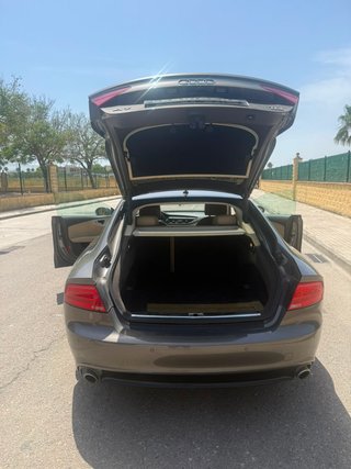 Audi A7 2011