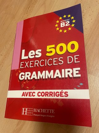 Les 500 exercices de grammaire avec corrigés