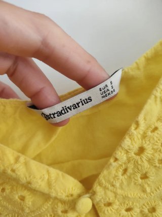 Top Amarillo Stradivarius Brocado