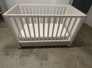 Cuna madera con cajón