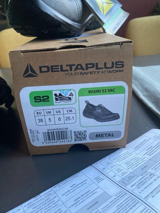 Zapatos de seguridad Delta Plus