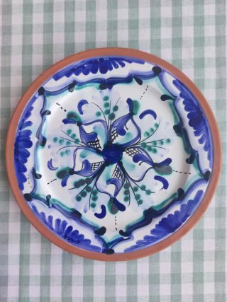 Piatti decorati a mano
