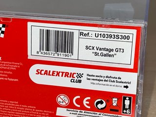 942 Scalextric Aston Martin VANTAGE GT3 St Gallen