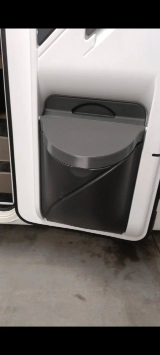 Tapa cubo autocaravana Mclouis