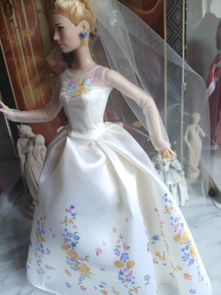 Muñeca Cenicienta Novia Película Live Action