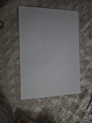 Mesa de luz un poco más grande de A4