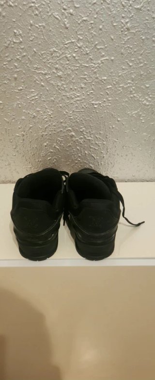 Zapatillas deportivas negras