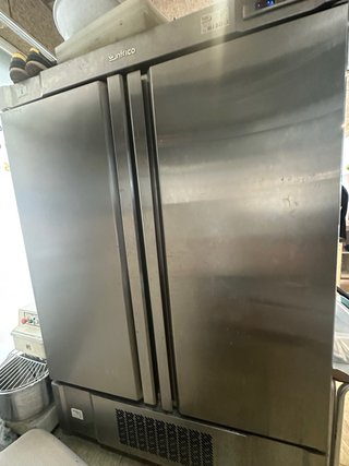 Congelador Infrico 2 puertas llamar 631431448
