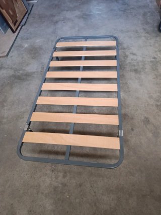 Somier con patas 90x180