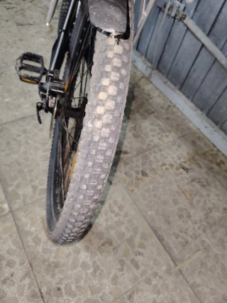 Bicicleta Montaña Wheeler Buddy Negra y portaequip