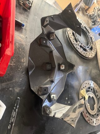 Plástico Faro Benelli TRK 502 2018