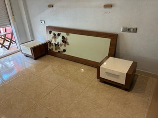 Conjunto mesitas y cabecero
