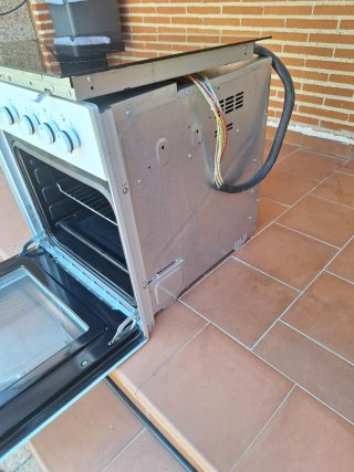 Conjunto Placa Vitrocerámica y Horno