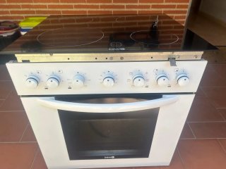 Conjunto Placa Vitrocerámica y Horno