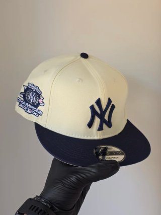 Gorra New Era 9FIFTY Yankees Beige/Azul