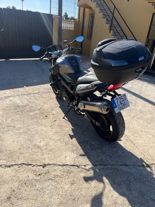 BMW F800R