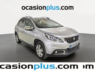 Peugeot 2008 PureTech 82 Style 60 kW (82 CV)