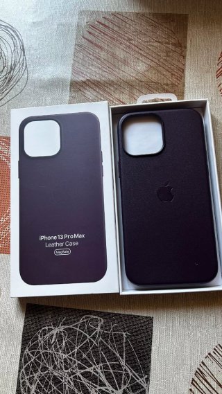 Custodia iPhone 13 Pro Max Apple (5 Colori)