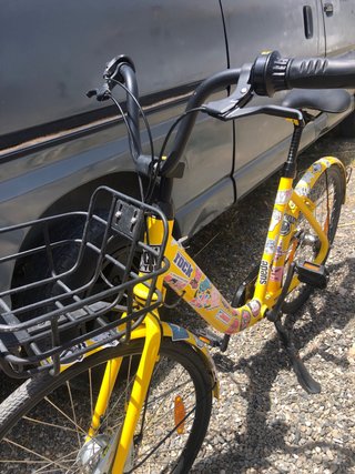 Bicicleta Amarilla Paseo con Cesta