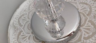 Lámpara de mesa cristal y metal