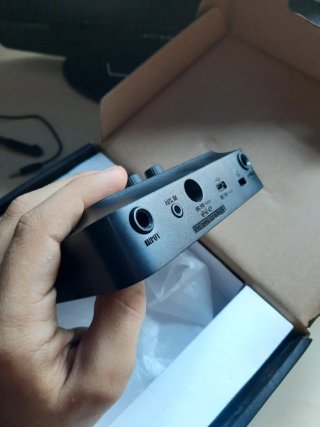 Zoom G1 Four Procesador Multi-Efectos Guitarra
