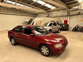 Ford Escort 1.8 tdci turbo 90