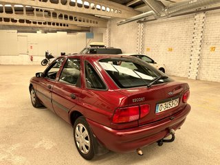 Ford Escort 1.8 tdci turbo 90