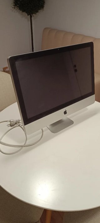 iMac 21.5 Apple modelo A1311 Plata