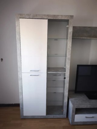 Mueble salón modular moderno URGE por mudanza