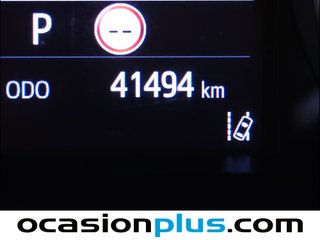 Toyota C-HR 180H Advance 135 kW (184 CV)