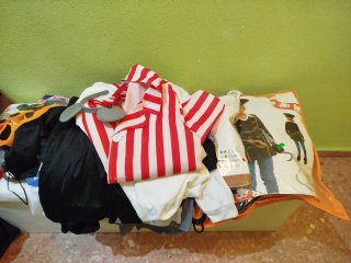 Lote .Disfraces infantiles Atosa varias tallas