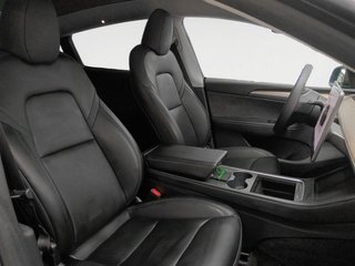 Tesla Model Y Gran Autonomía 4WD 378 kW (514 CV)