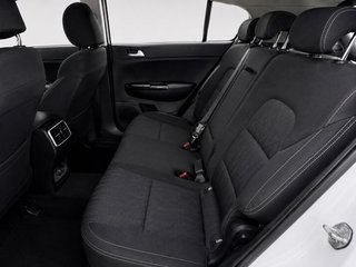 Kia Sportage 1.6 MHEV Business 4x4 100 kW (136 CV)
