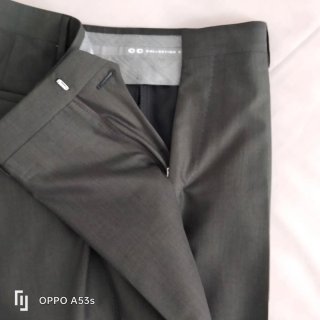 Traje ceremonia Corneliani gris verdoso.