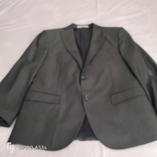 Traje ceremonia Corneliani gris verdoso.