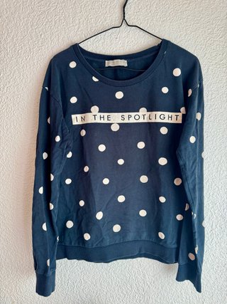 Sudadera Pull&Bear lunares IN THE SPOTLIGHT