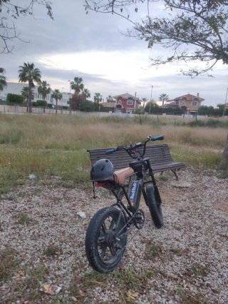 Bicicleta Eléctrica Fat Bike Negra
