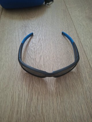 Gafas de sol para niños negras y azules