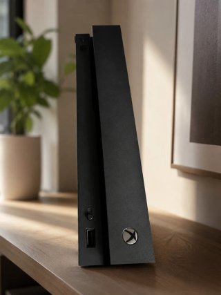 Xbox One X 1TB + Mando